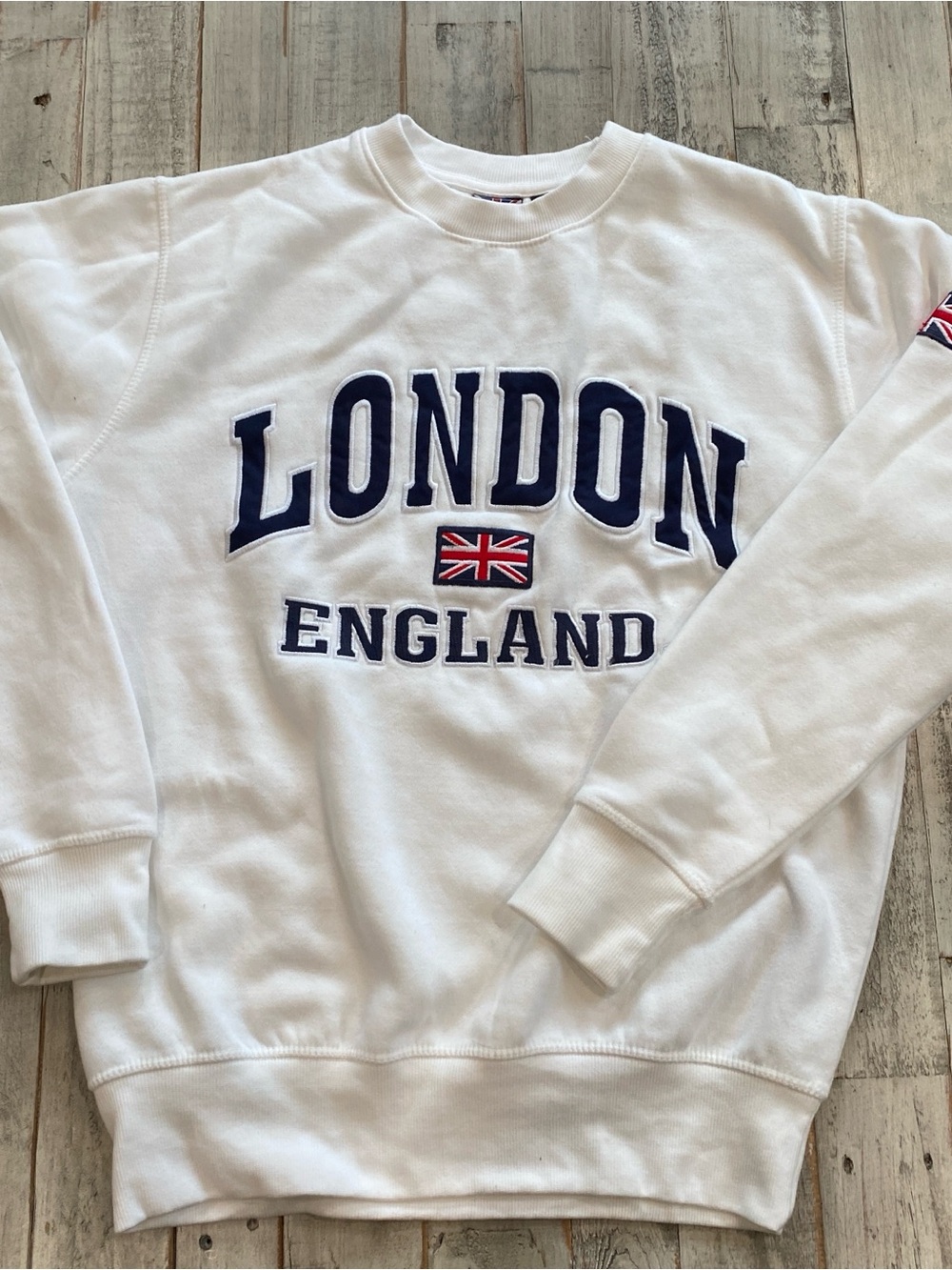 White London England Pullover Sweatshirt Unisex